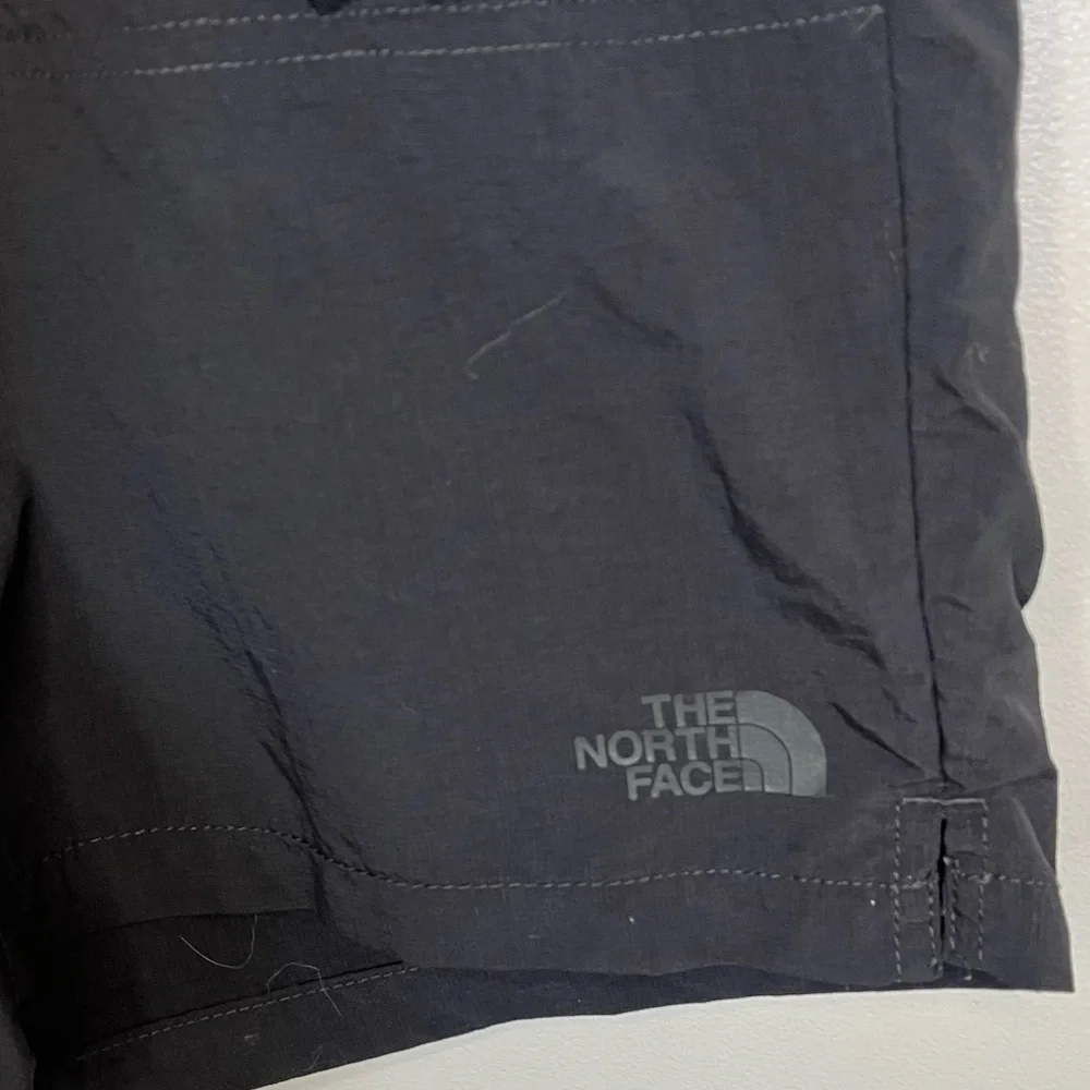 The North Face Mens Black Nylon Athletic Hiking Outdoor Sports Shorts Size Small